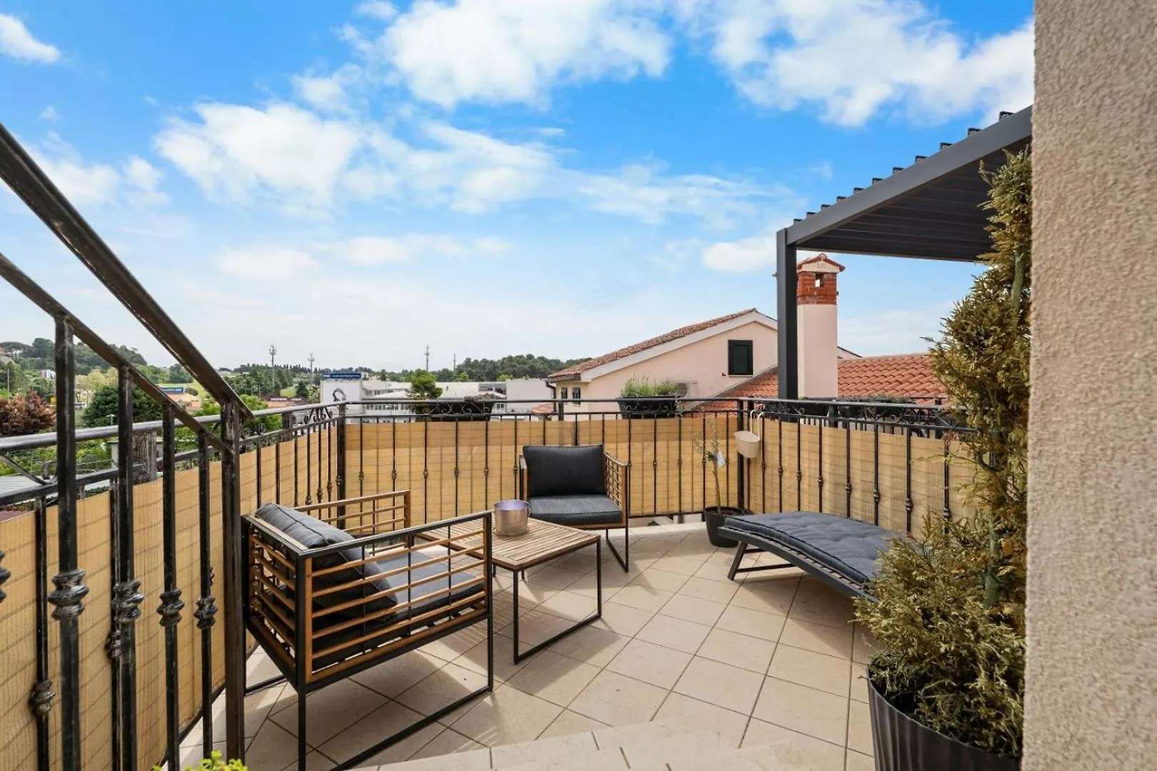 Apartment Gardens Πόρετς