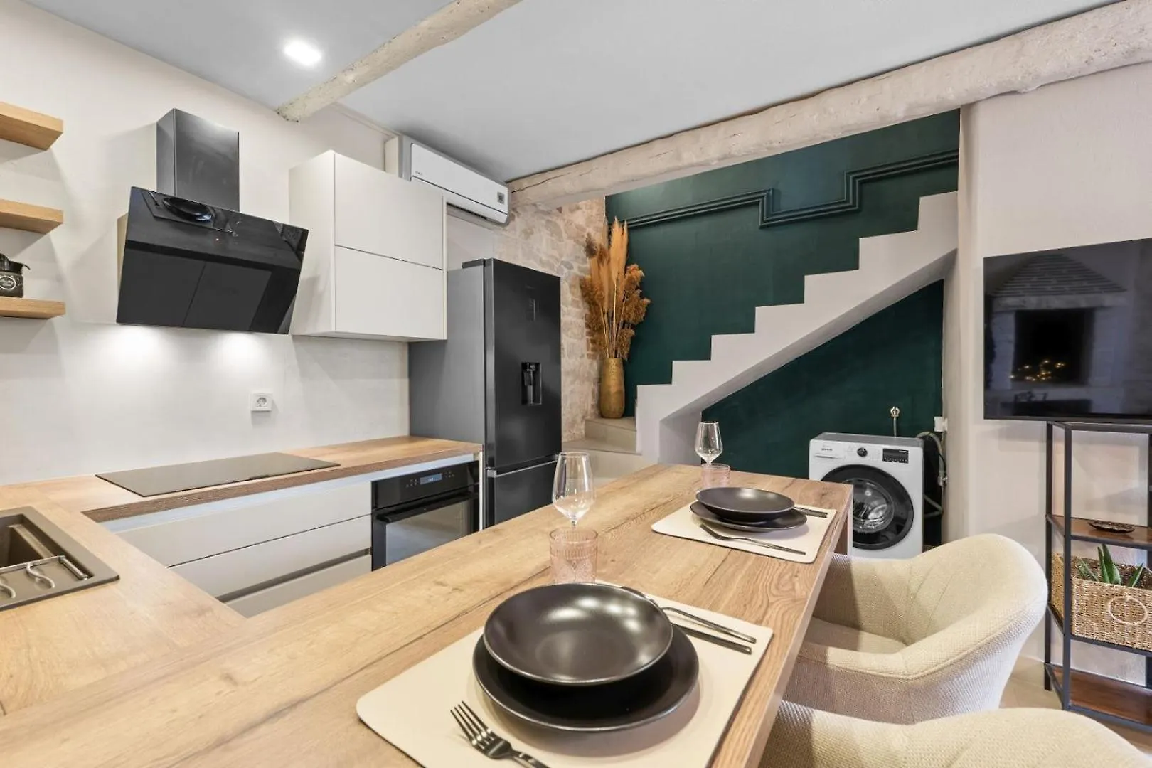 Apartment Gardens Πόρετς